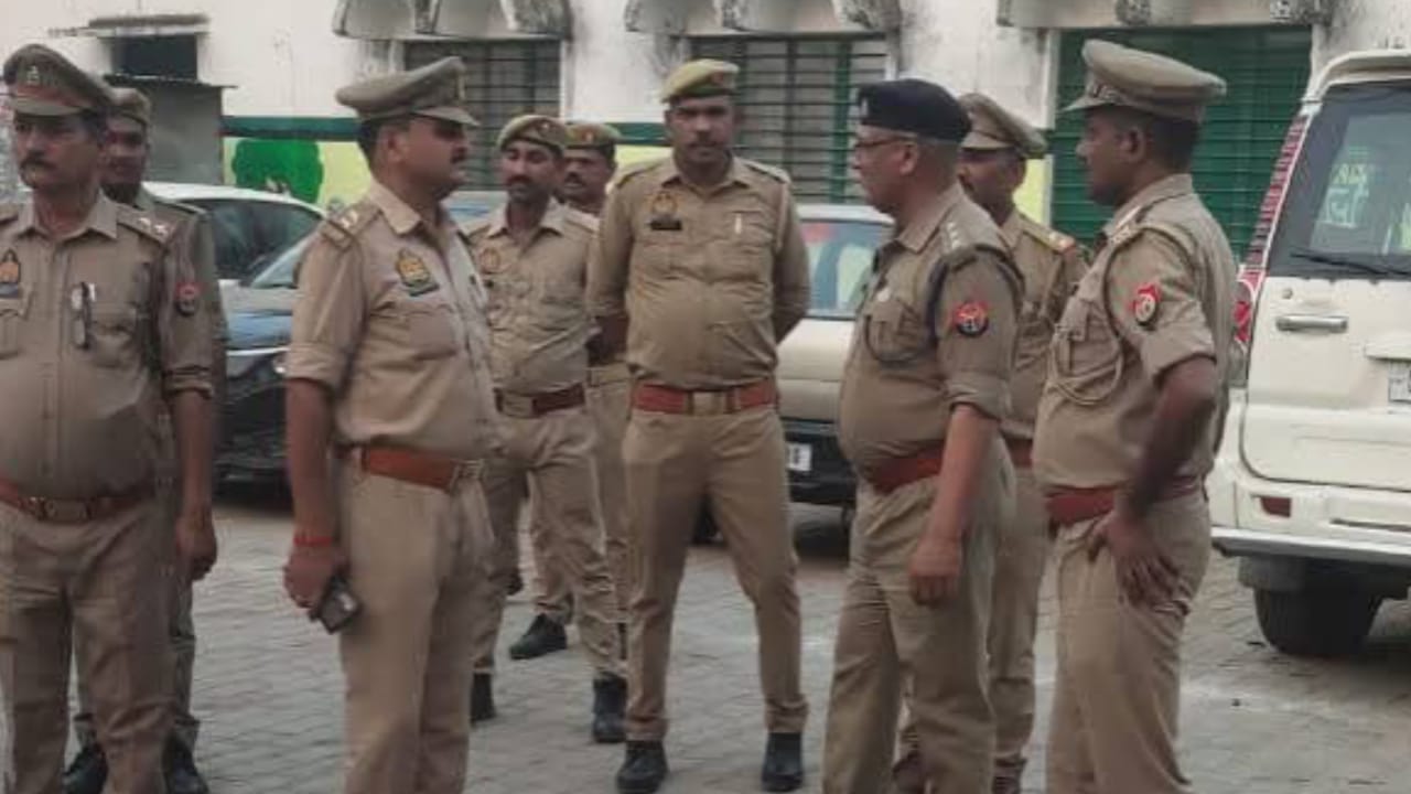 धार्मिक पर्वों को लेकर पुलिस प्रशासन अलर्ट: संवेदनशील इलाकों पर विशेष नजर