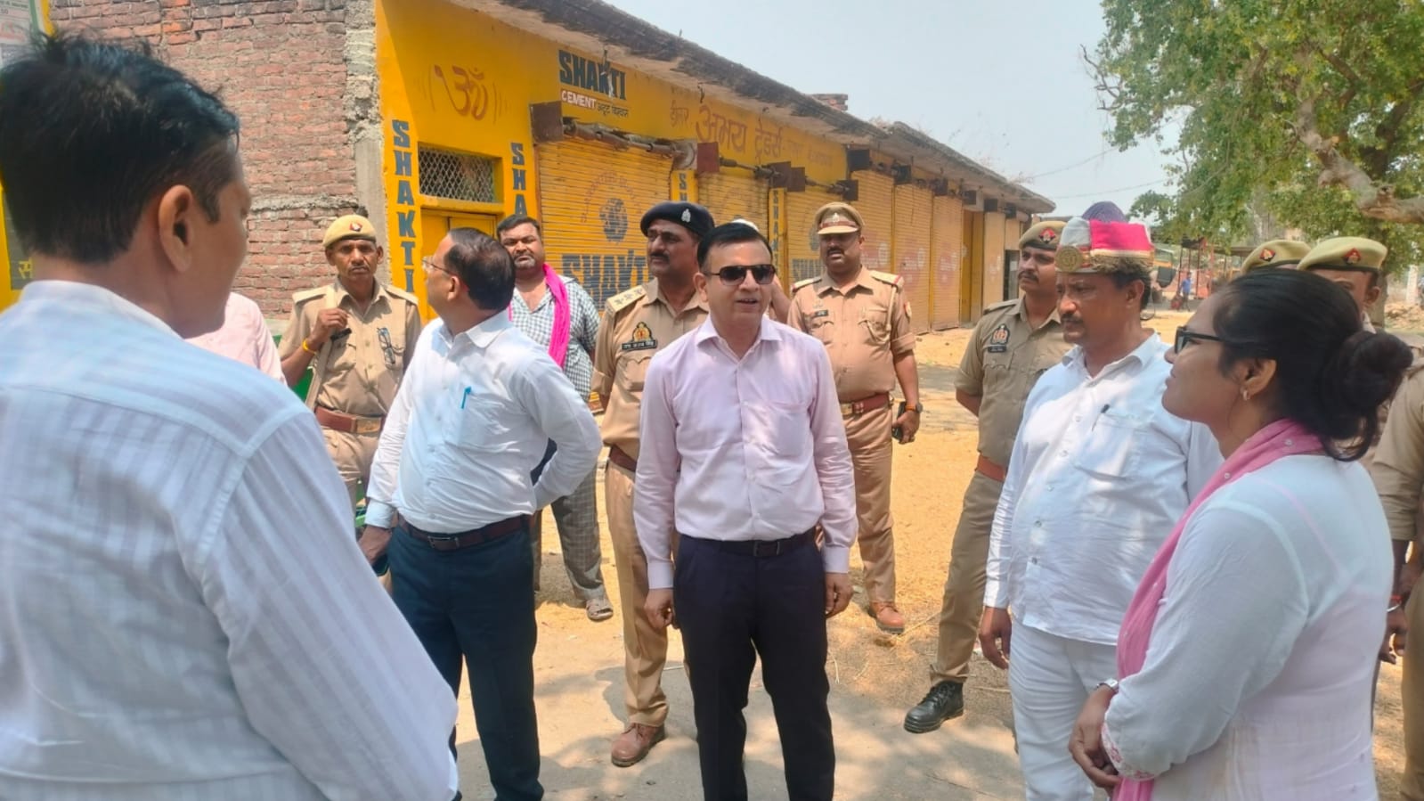 आयुक्त अजीत का "सख्त" लहजा: गेहूं क्रय केंद्र निरीक्षण में चेतावनी, लापरवाही पर कार्रवाई तय