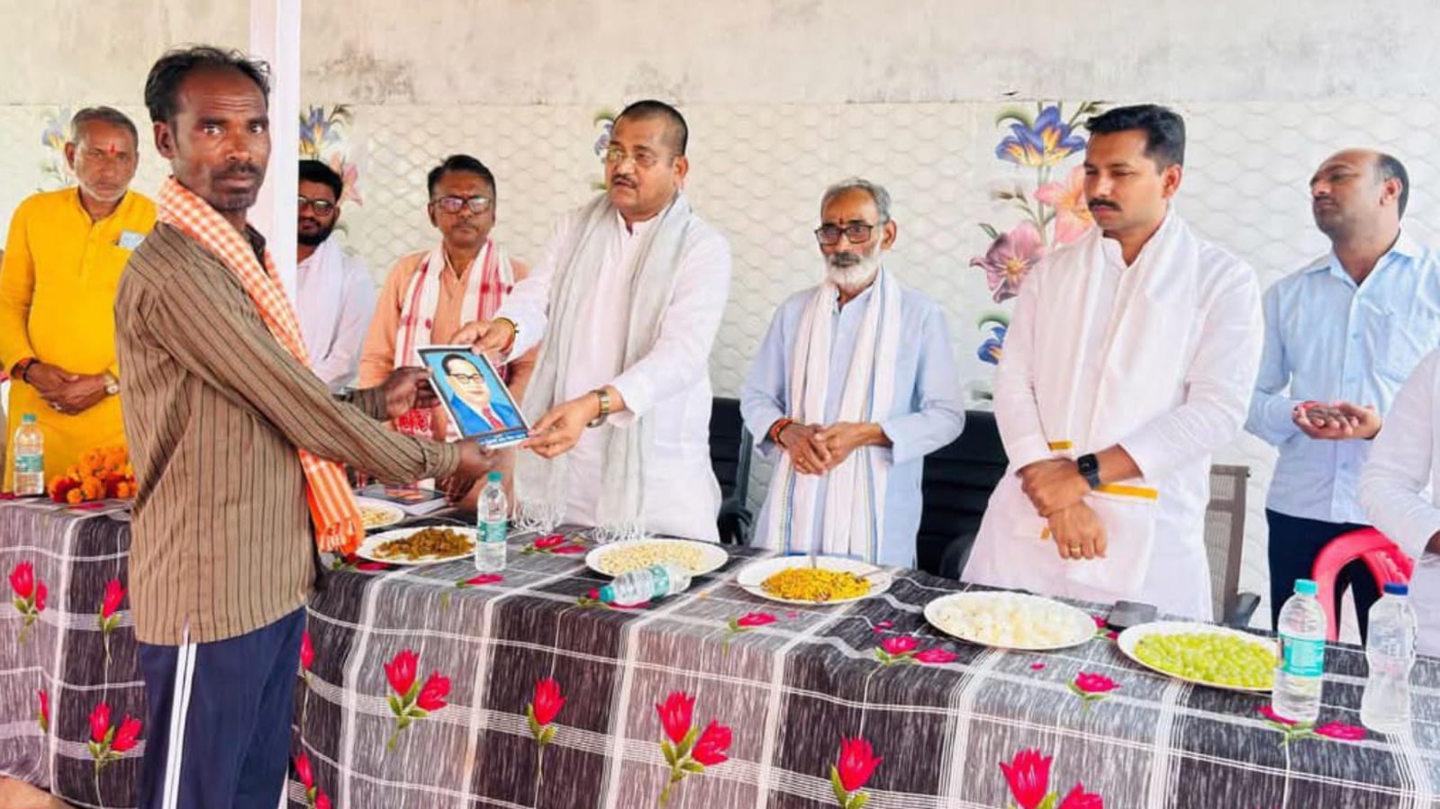 अंबेडकर जयंती पर बोले मंत्री रामकेश : संविधान हर नागरिक का अधिकार