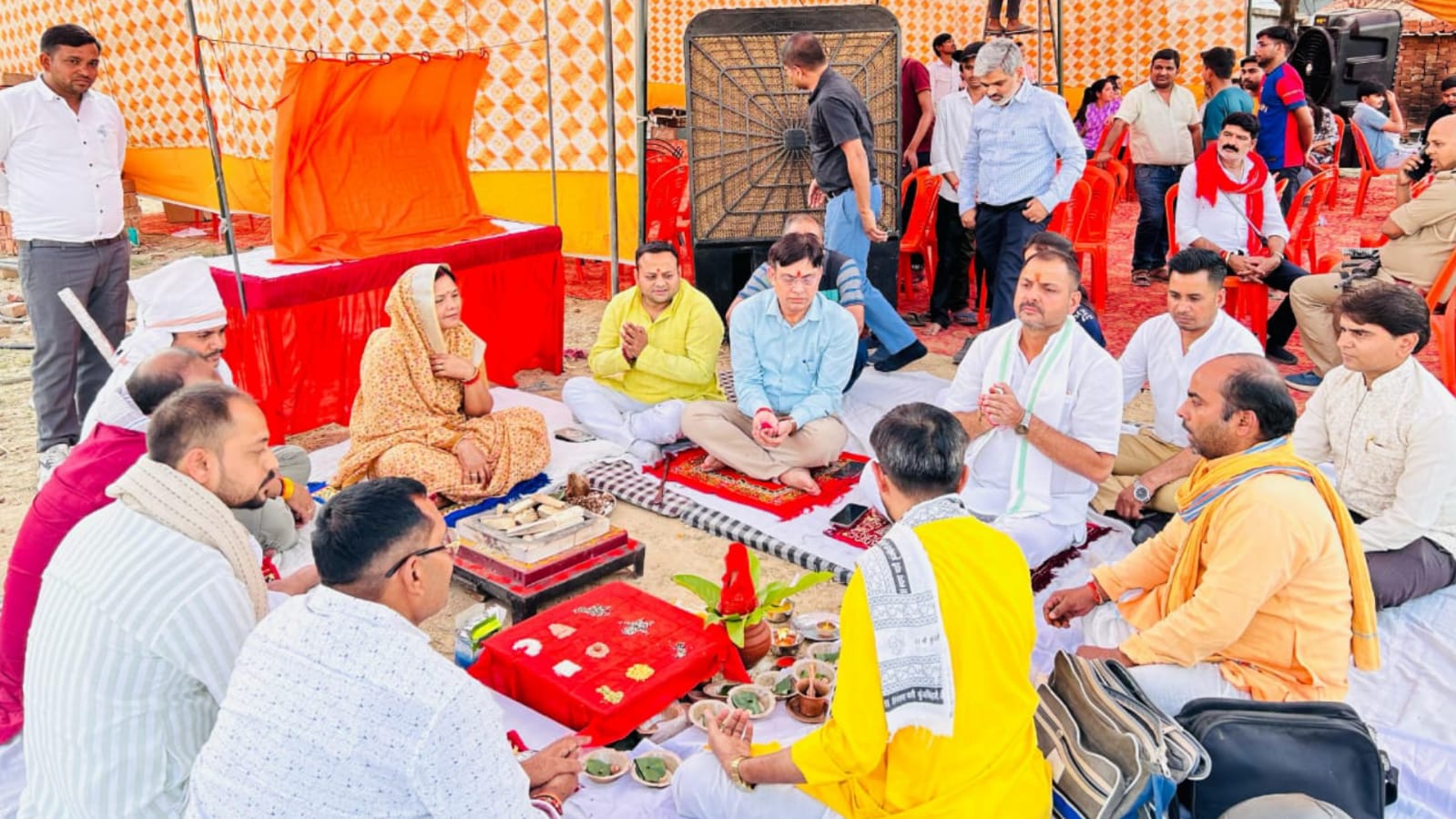 विधायक प्रकाश द्वारा नर्सिंग हास्टल का शिलान्यास: 906 लाख की हुई स्वीकृति