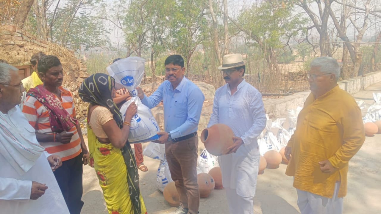 आदिवासी घाटी में 'टूटती साँसों' को मिली राहत: जहाँ सरकारें मौन, वहाँ सेवा ने संभाली 'कमान'