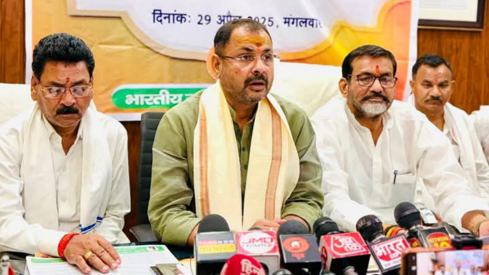 विधायक प्रकाश का विपक्ष पर वार: वोट बैंक के 'सौदागर' मुस्लिम समाज को कर रहे गुमराह