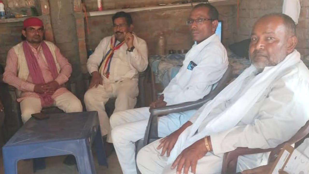 पूर्व मंत्री दद्दू प्रसाद का ऐलान: 2027 में बनेगी सपा सरकार, पीडीए को मिलेगा हक