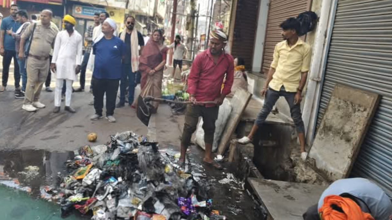 मालती बासू का शहर की गलियों में घूमता जनसेवा का कारवां: हर मोर्चे पर एक्टिव प्रतिनिधि अंकित