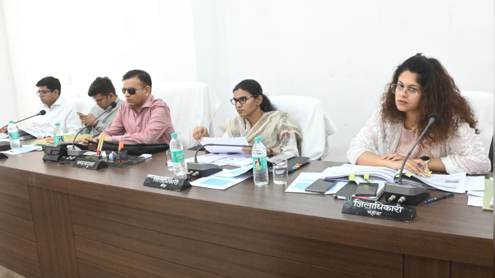 आयुक्त अजीत के अल्टीमेटम से 'कांपे'अफसर: कहा- जनता को 'राहत' दें, वरना 'जवाब' दो !