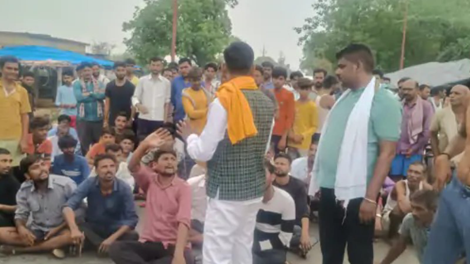 बिजली विभाग का 'भ्रष्ट तंत्र': जनता का फूटा गुस्सा, प्रशासन के खिलाफ जबरदस्त हंगामा