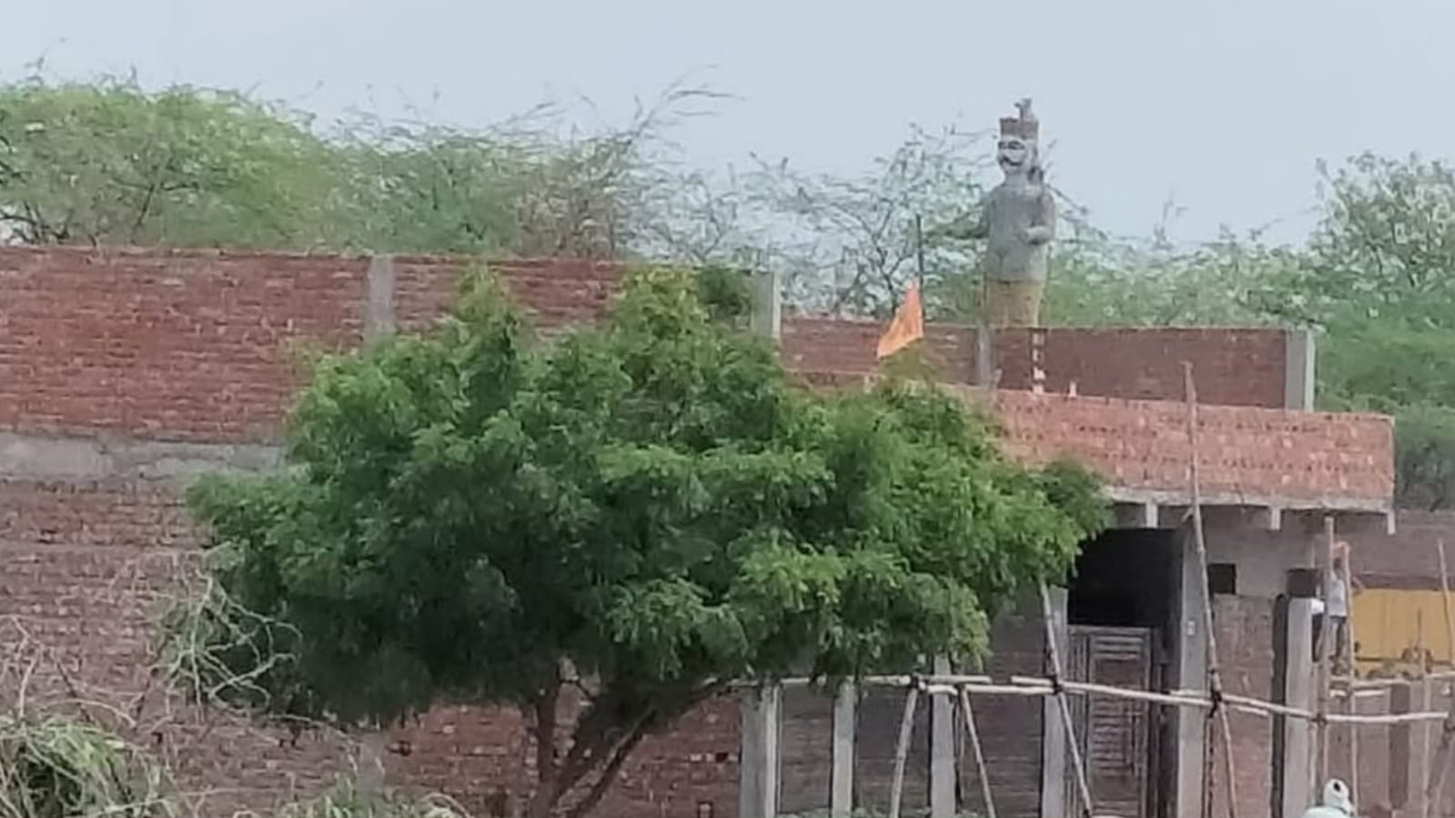 माफियाओं नें राजस्व कर्मियों की मिलीभगत से बांदा में अरबों की भूमि हड़पी ? प्रशासन मौन !