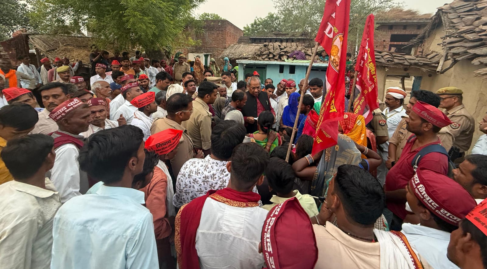 मंत्री डॉ.संजय का 'दहाड़ता' बयान: बोले- बच्ची हमारी भी थी,दरिंदे को मिट्टी में मिला देंगे'