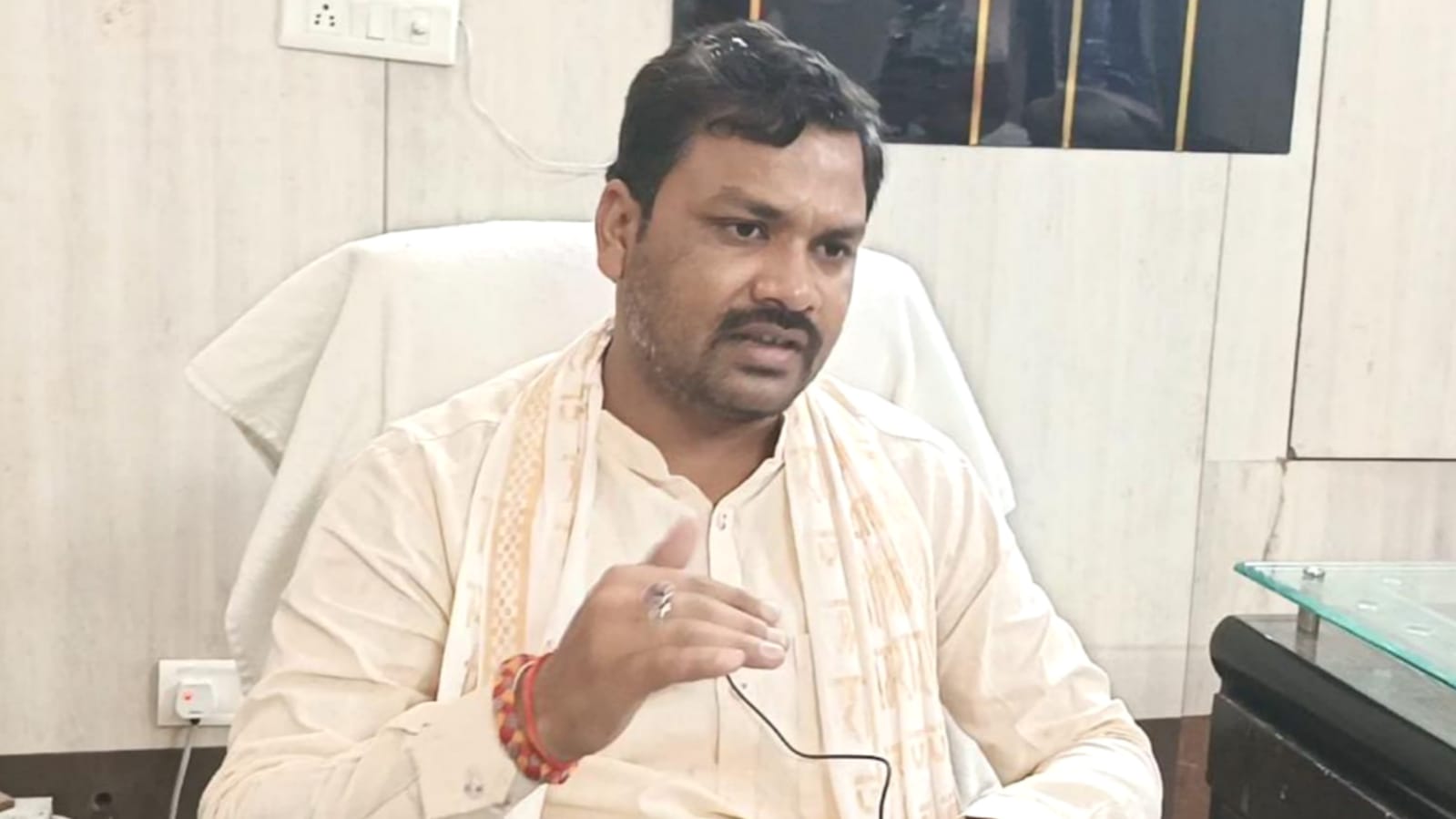 सुनील पटेल का 'जाती' दांव' पड़ा उल्टा: संगठन के सवालों में 'फंसे' अध्यक्ष !