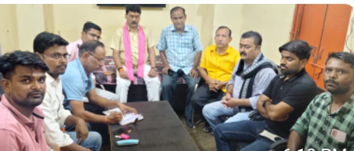 भाजपा जिलाध्यक्ष ने सभासदों को चेताया: जन सेवा में नहीं चलेगी लापरवाही, टीमों को सौंपी जिम्मेदारी