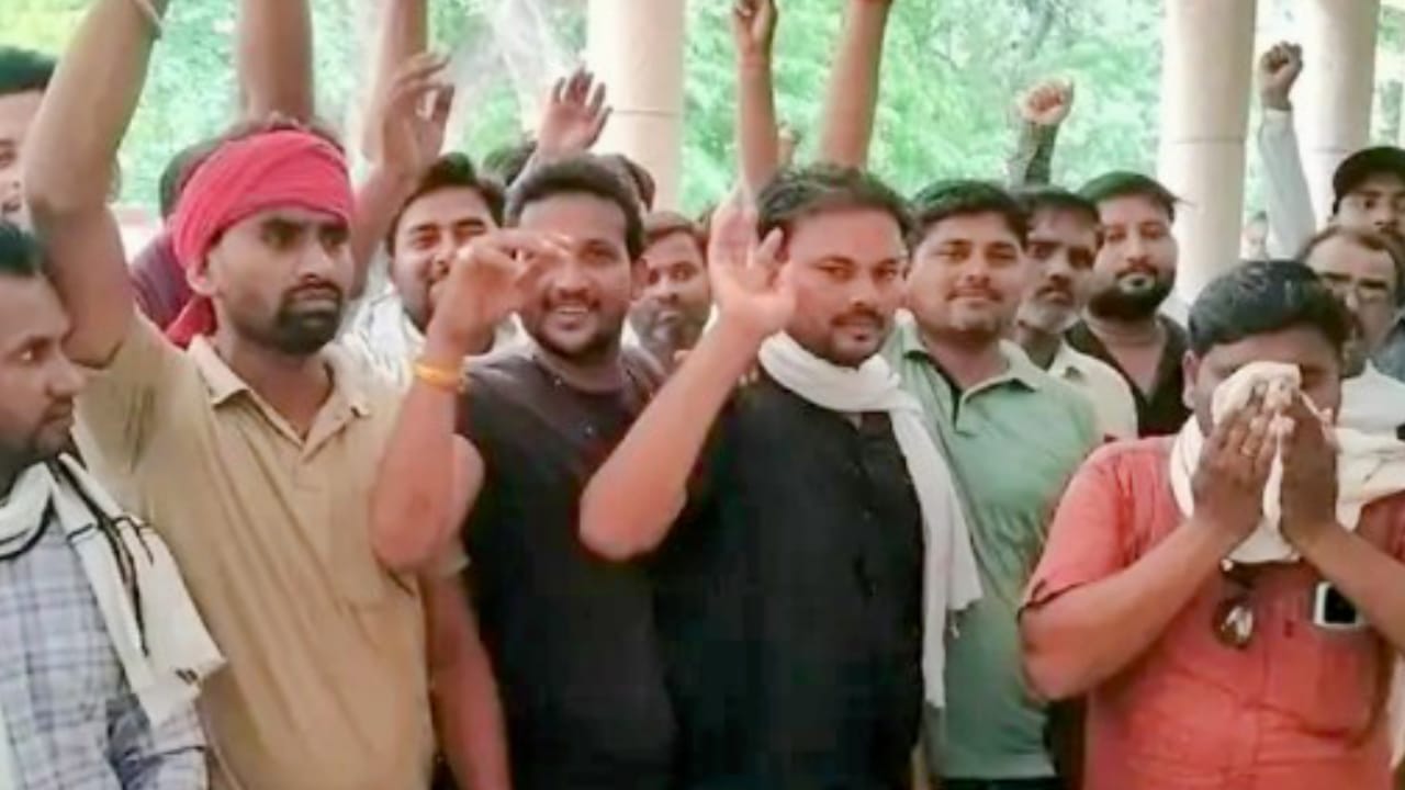 वेतन नहीं तो रोटी कैसे: बिजली मीटर रीडरों का 'फूटा' दर्द, टीडीएस कंपनी पर गंभीर आरोप !