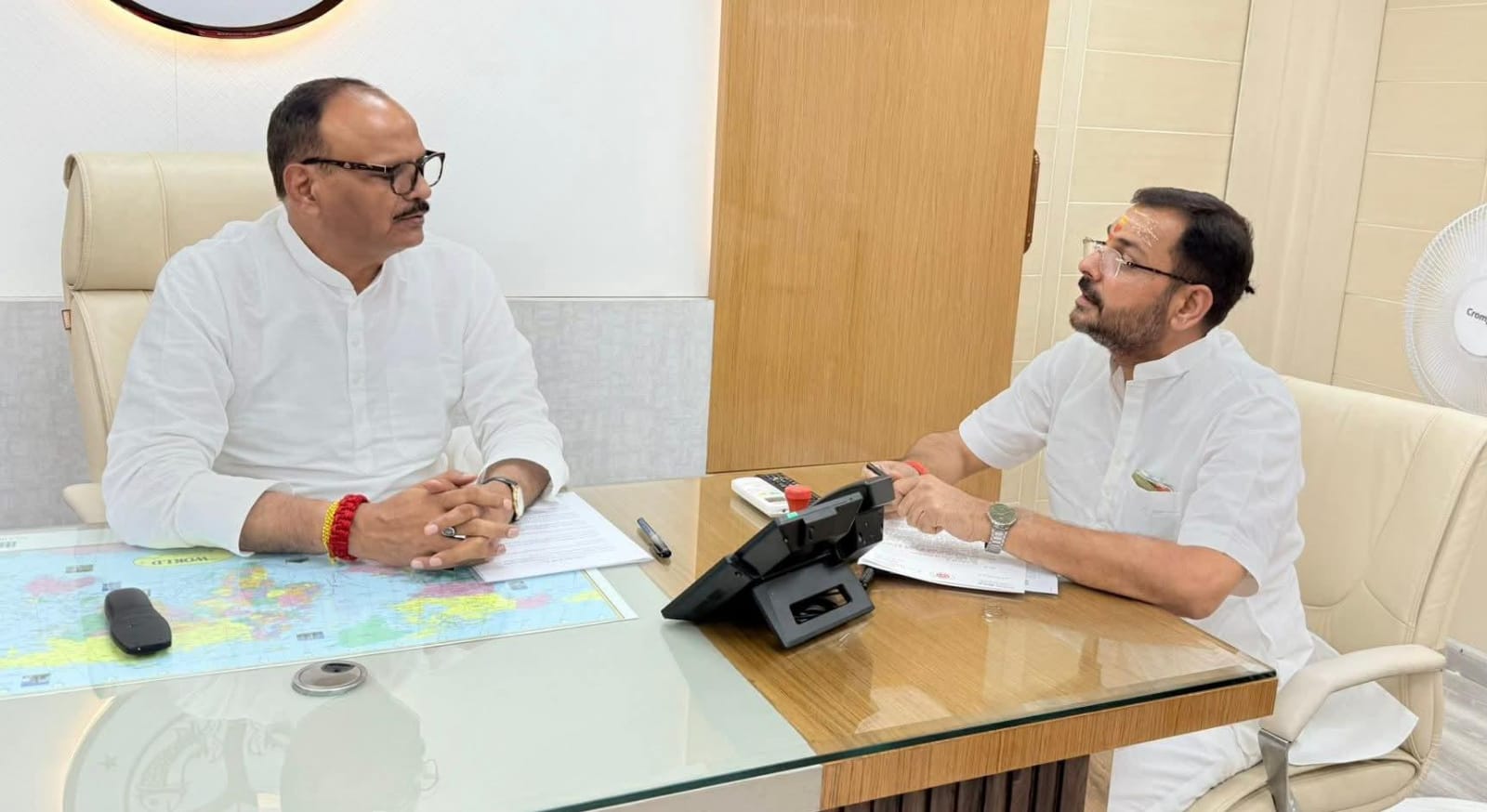 विधायक प्रकाश की डिप्टी सीएम से मुलाकात: मेडिकल कॉलेज में स्टाफ की कमी जताया एतराज !