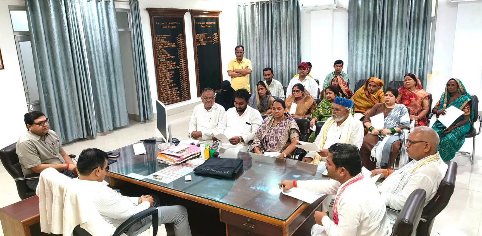 अध्यक्ष सुनील द्वारा 18 करोड़ 37 लाख के टेंडर का कूटरचित प्रयास: आयुक्त के सामने नहीं गली दाल ?