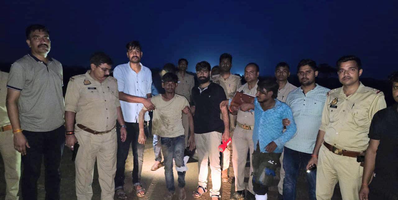 कोचिंग से लौट रही नाबालिक छात्रा से ऑटो में दुष्कर्म: पुलिस मुठभेड़ में दरिंदे गिरफ्तार
