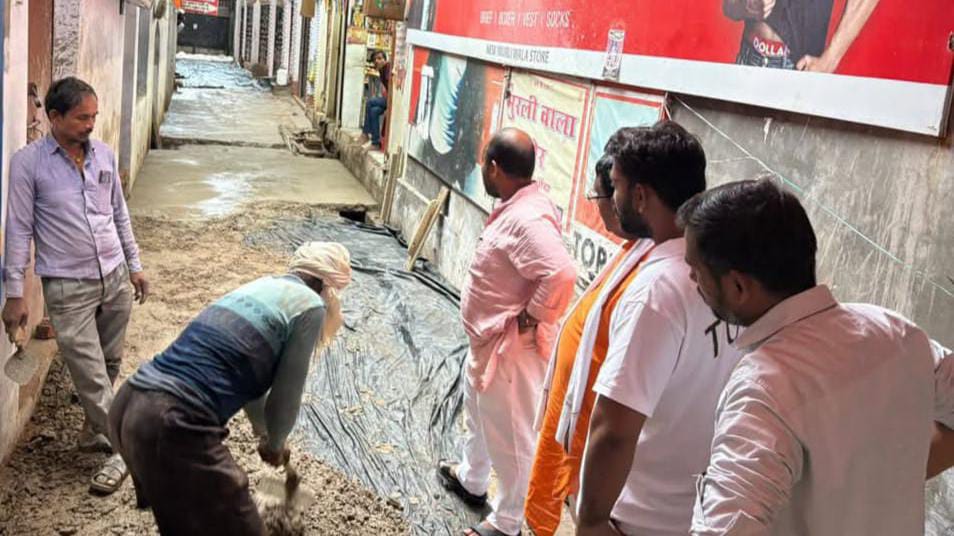 प्रतिनिधि अंकित की सख्ती से हड़कंप: "न खाऊंगा, न खाने दूंगा" की नीति से कांपे ठेकेदार