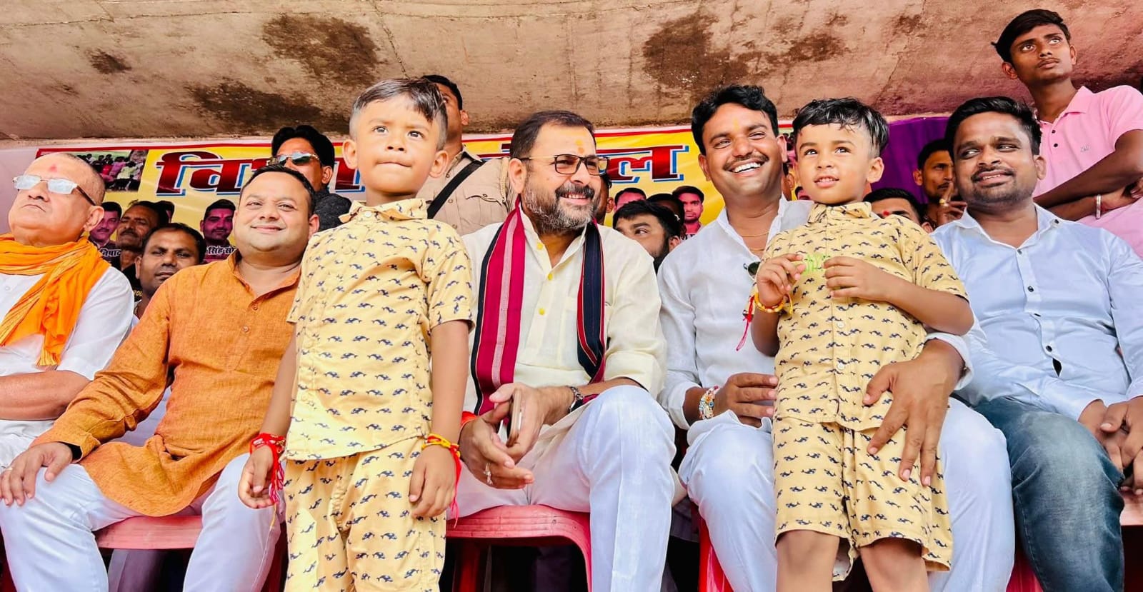 विधायक प्रकाश द्वारा 'दंगल' का उद्घाटन: कहा- शारीरिक व मानसिक ताकत का 'संगम'