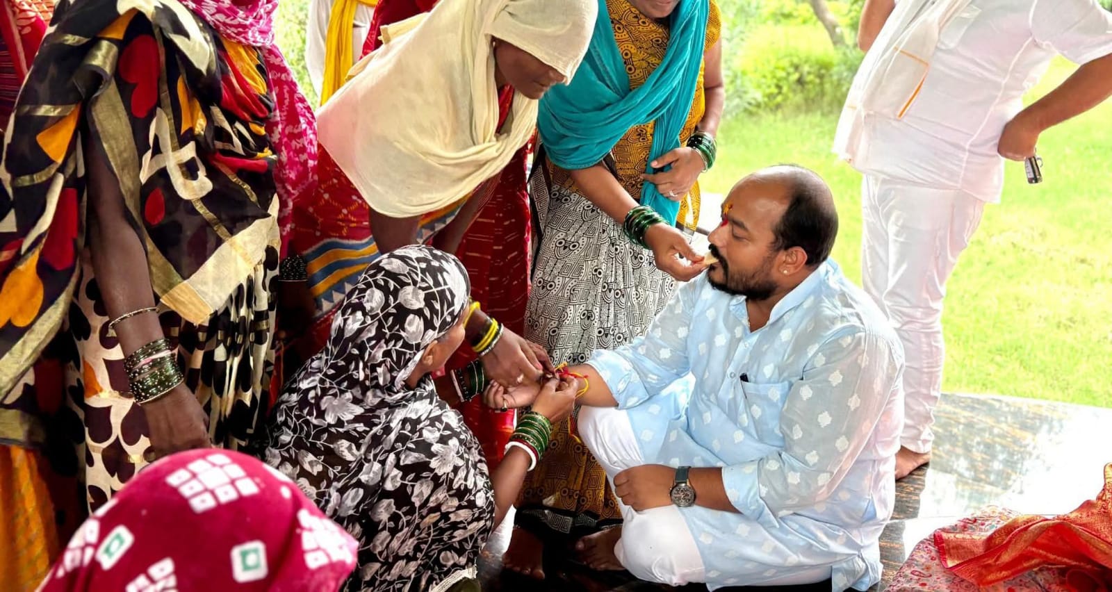 रक्षाबंधन पर पालिका ने रचा 'अपनत्व का इतिहास': राखी ने जोड़ दिए 'दिल और दायित्व'