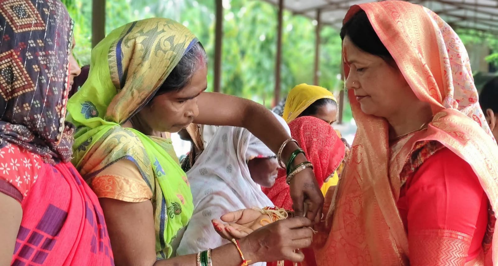रक्षाबंधन पर पालिका ने रचा 'अपनत्व का इतिहास': राखी ने जोड़ दिए 'दिल और दायित्व'