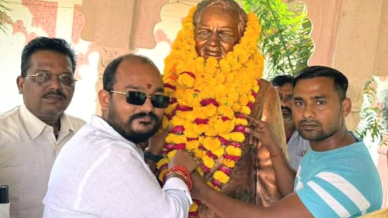 अटल की पुण्यतिथि पर भाजपा का नमन: आदर्शों को अपनाने का 'संकल्प'