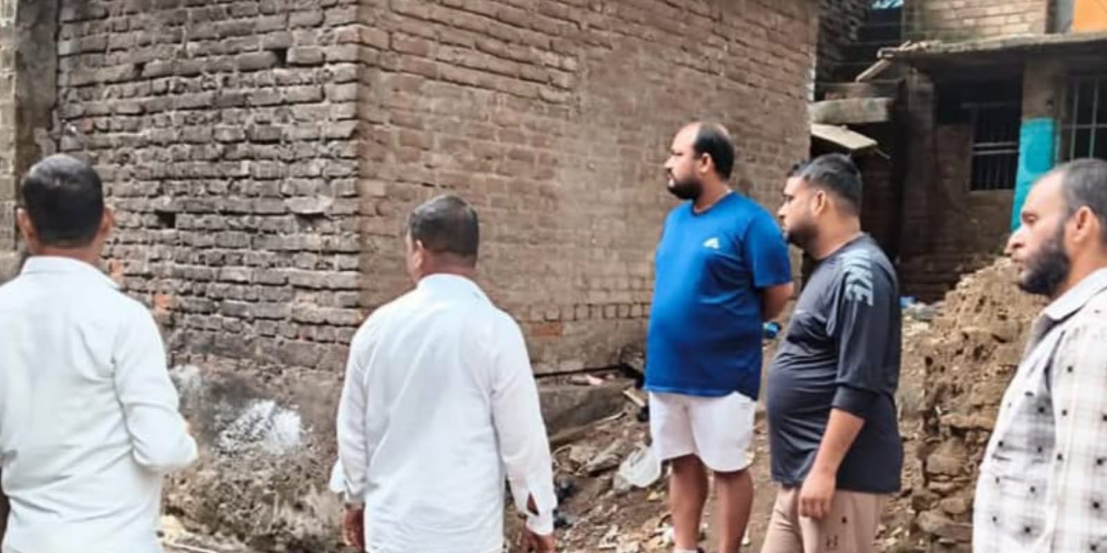 प्रतिनिधि अंकित की सुबह की सैर बनी 'औचक' छापेमारी: गंदगी और घटिया निर्माण देख भड़के
