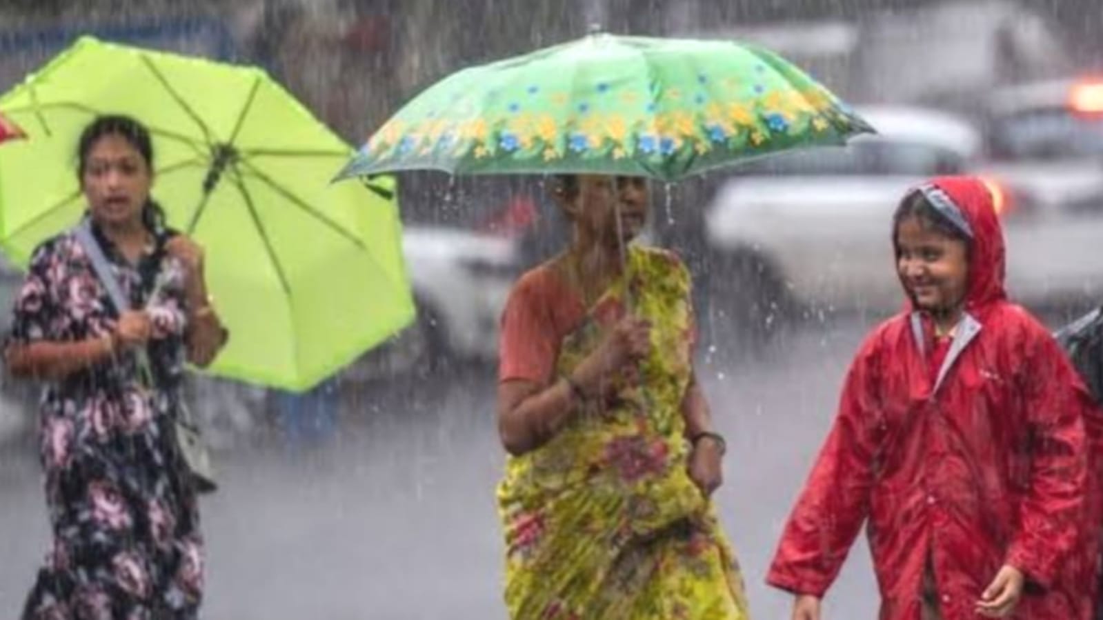मानसून ने तोड़ी 'गर्मी' की जकड़न: शहर में सुकून, किसानों के माथे पर 'चिंता' की लकीरें