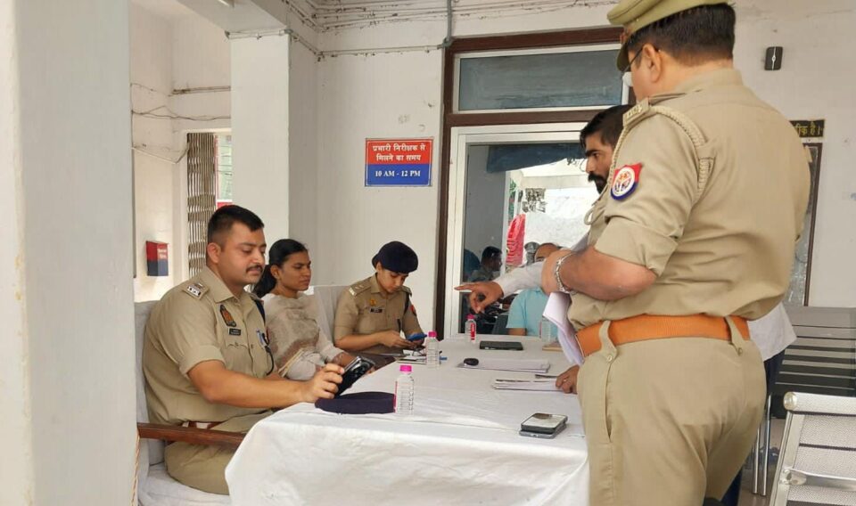 बांदा पुलिस की बड़ी कार्रवाई  : चोरी के अंतरजनपदीय गिरोह के 5 शातिर गिरफ्तार