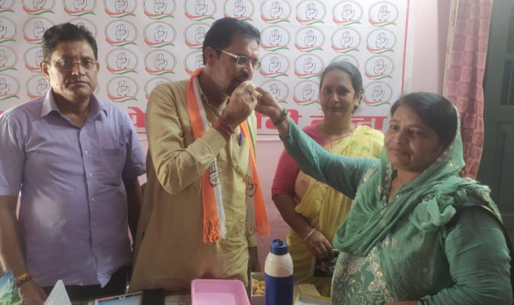 कांग्रेस अध्यक्ष का जन्मदिन बना राजनीतिक संदेश: संगठन को 'मज़बूत' करने का संकल्प