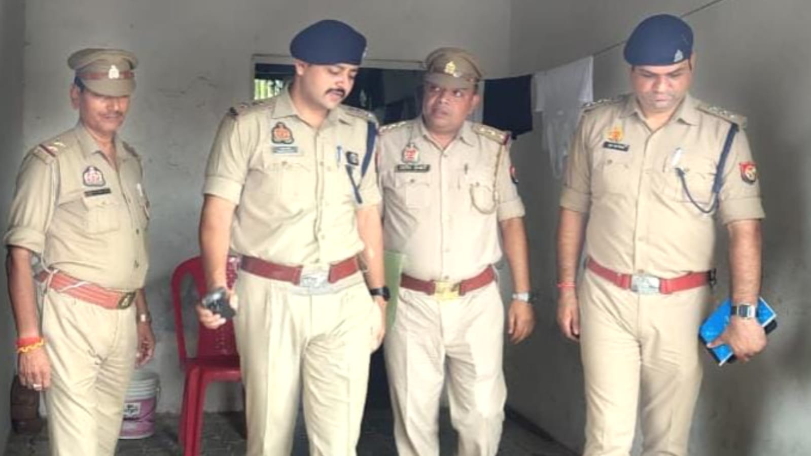 घर में घुसकर गोली मारकर हत्या: खौफनाक कांड से फैली दहशत, पुलिस जांच में जुटी