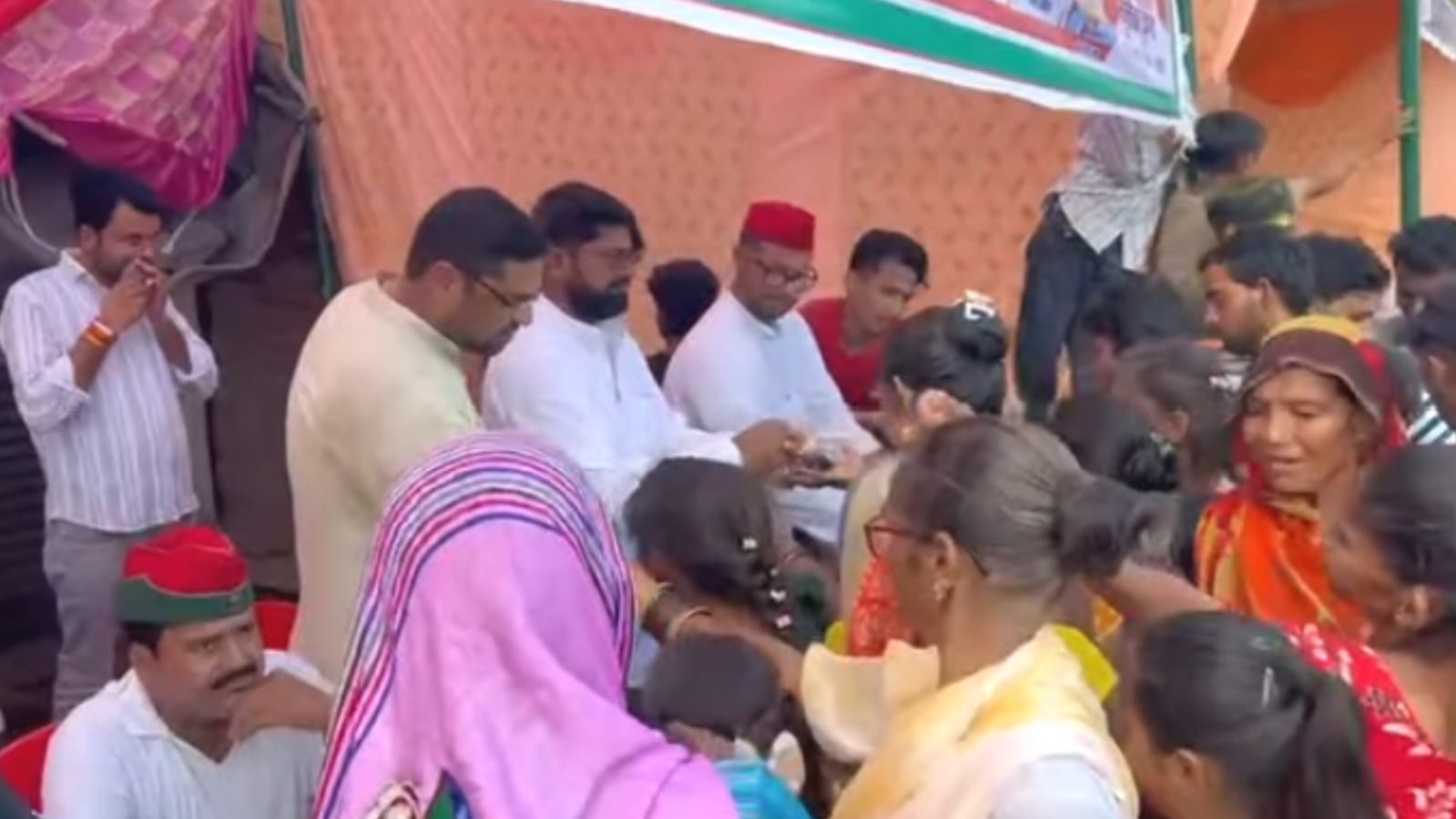 सपा ने नवदुर्गा विसर्जन को बनाया यादगार: आस्था, सामाजिक समरसता का दिखा संगम