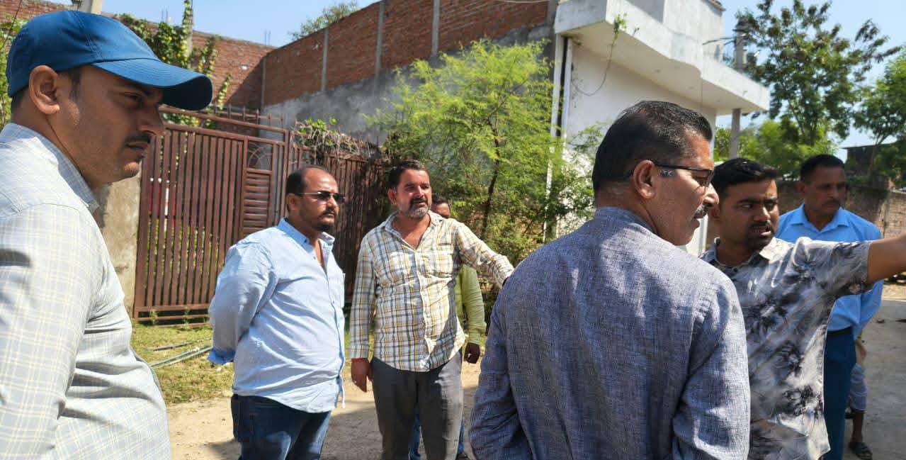 विकास के फ्रंटफुट पर अंकित गुप्ता: परख रहे हैं विकास की जमीनी हकीकत