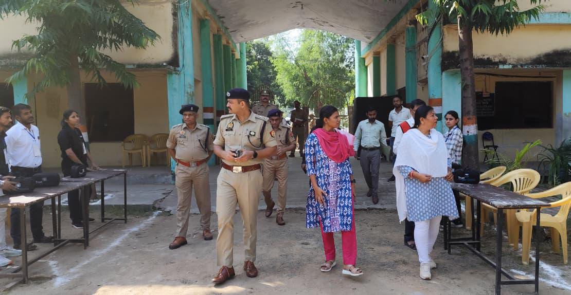 पीसीएस-प्री परीक्षा में आधे से ज्यादा अभ्यर्थी 'अनुपस्थित': 45 प्रतिशत ही पहुंचे परीक्षा केंद्र