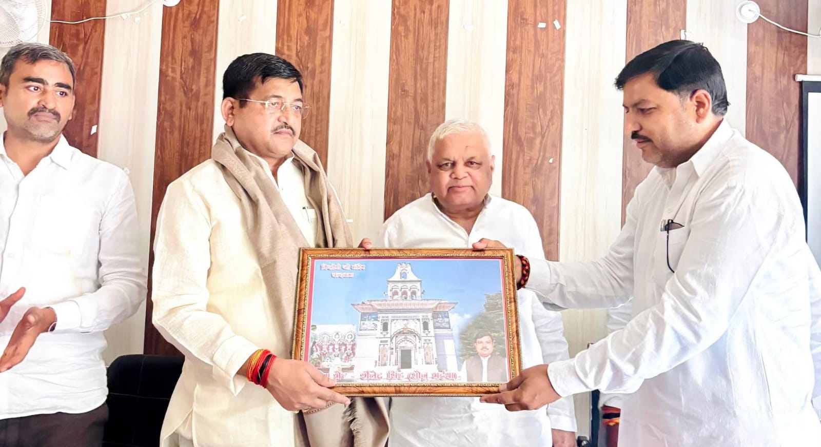 मंत्री रामकेश ने बनाई चुनावी रणनीति: बोले- संगठन की सक्रियता बनेगी 'सफलता की कुंजी'