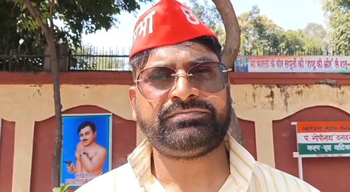 सपा ने जन समस्याओं को लेकर भरी 'हुंकार' : प्रशासन को सौंपा 'ज्ञापन'
