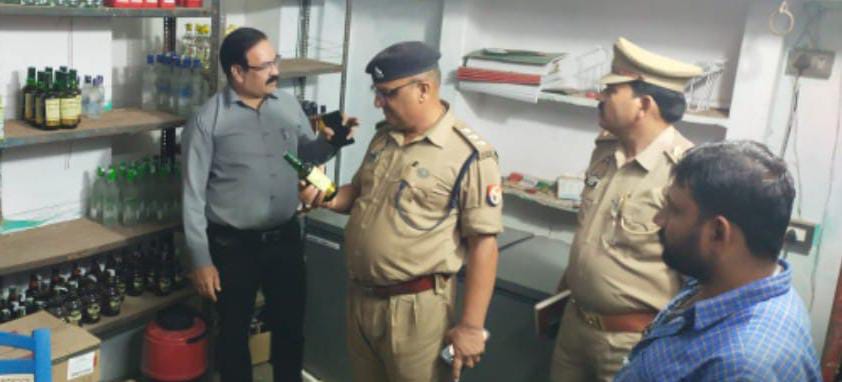 बांदा में आबकारी विभाग की चौथे दिन भी छापामार कार्रवाई:अवैध करोबारियों के हौसले पस्त