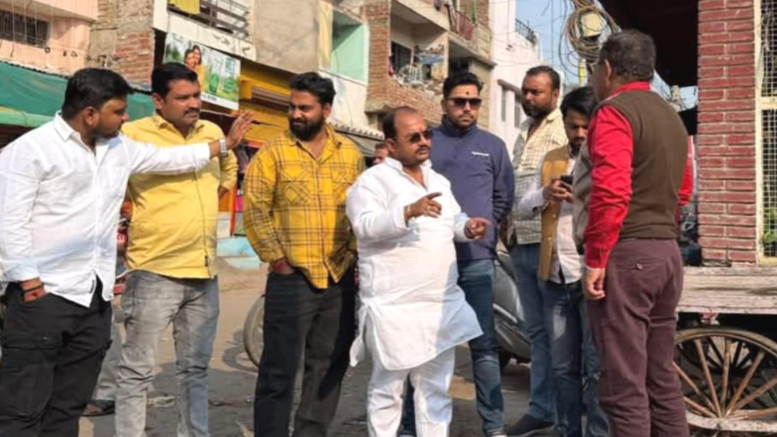 प्रतिनिधि अंकित द्वारा 'स्वच्छता का नया अध्याय' शुरू: हर वार्ड में बनेगा आधुनिक कूड़ाघर