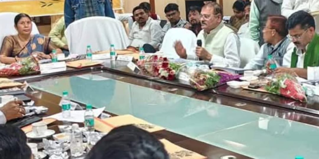 विधायक विशंभर की 'गर्जना' से कांपे अफसर: भ्रष्टाचार पर 'फूटा बम' !