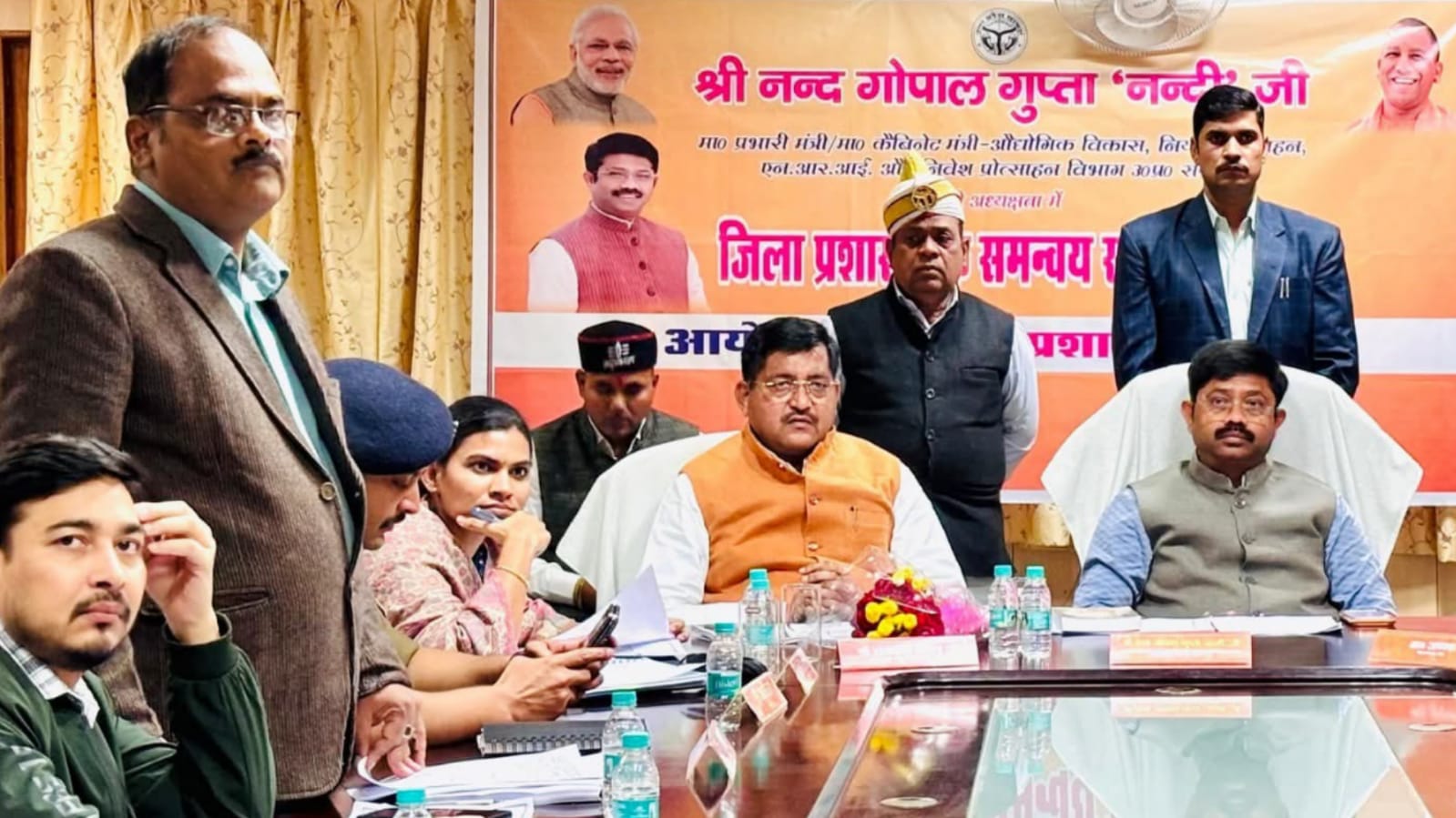 बांदा में विकास कार्यों की 'ढोल में पोल' : मंत्री नंदी ने 'समीक्षा बैठक' में लगाई 'फटकार' !