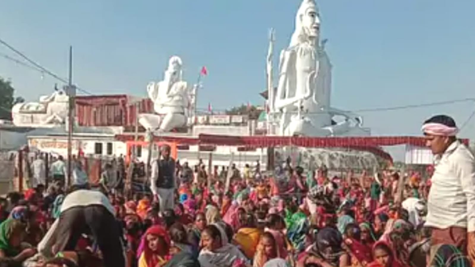 सिमौनी में तीन दिन 'बुझेगी पेट की आग' : प्रशासनिक अधिकारियों नें लिया 'जायजा'