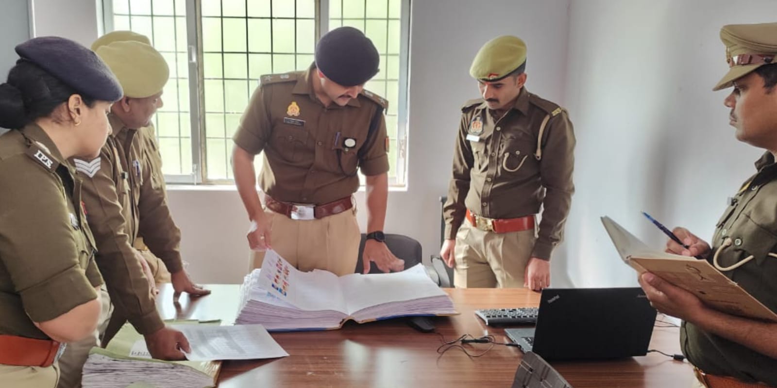 एसपी पलाश बंसल हुए 'सख्त' : पुलिस लाइन 'निरीक्षण' में 'लापरवाही' पर 'कसा शिकंजा'