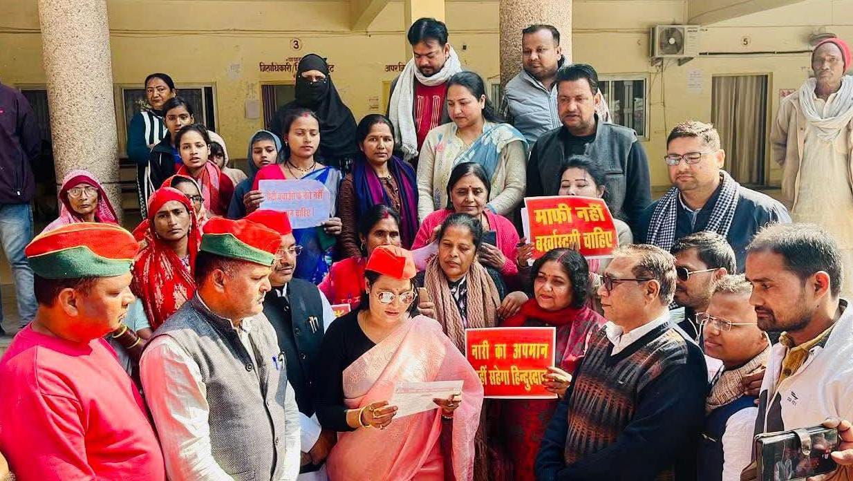 महिला सम्मान पर 'सियासी बवाल': राष्ट्रपति तक पहुंचा 'सपा महिला सभा' का 'आक्रोश'