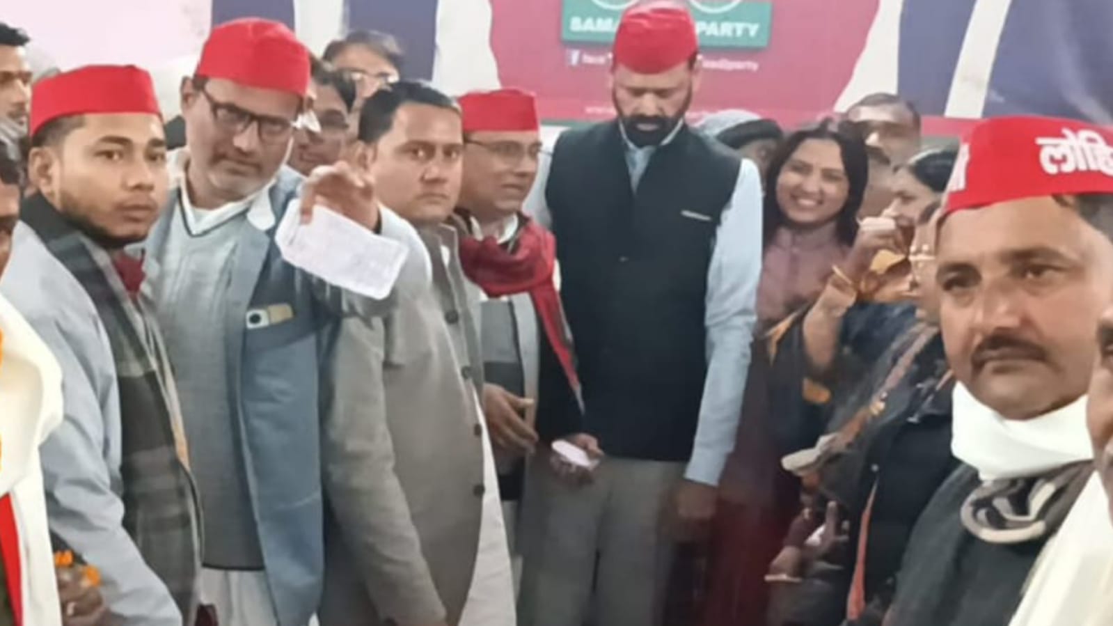सपा ने संगठन और पीडीए को दी 'धार' : सावित्री बाई फुले के 'विचारों' को किया 'आत्मसात'