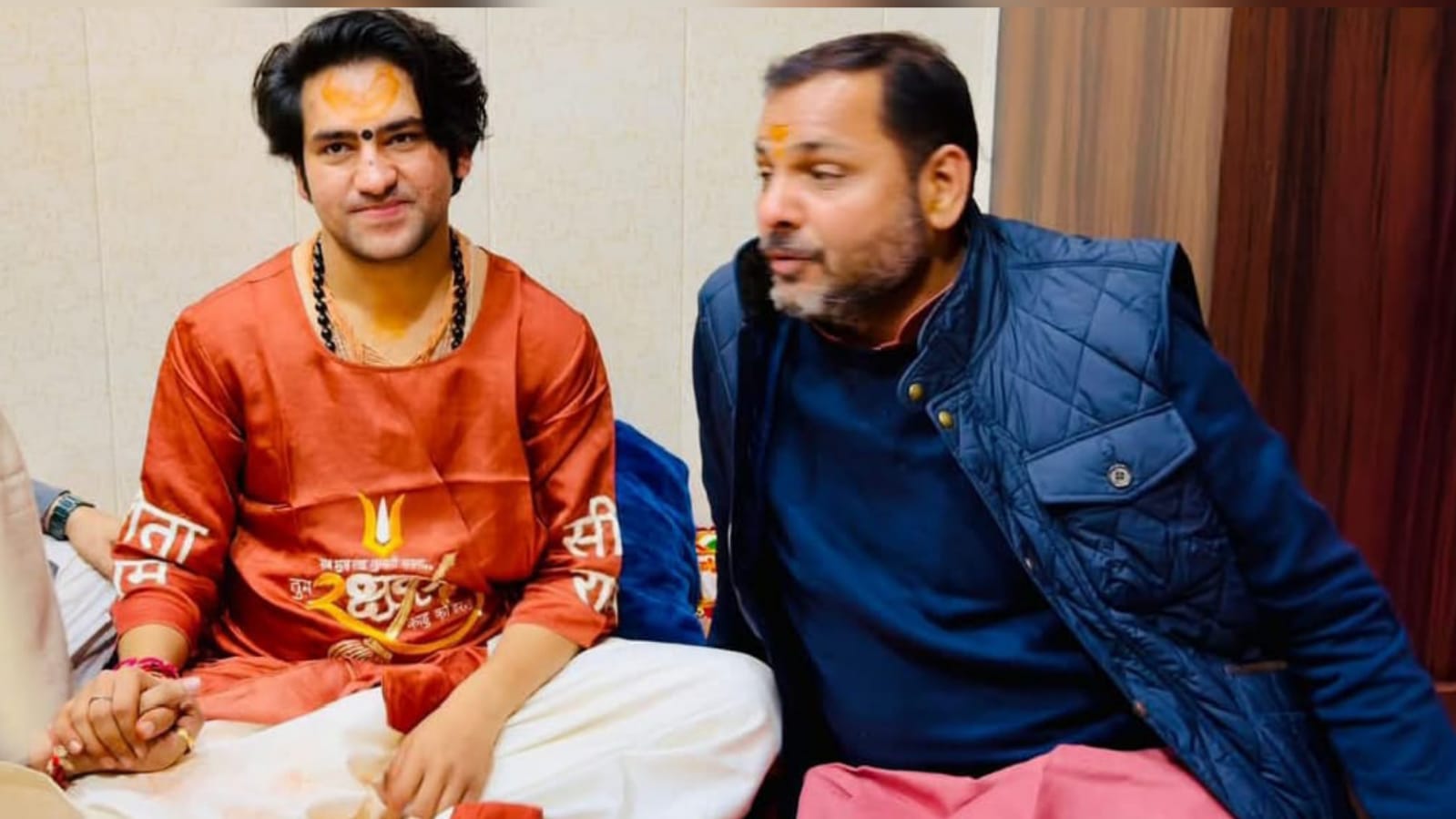 विधायक प्रकाश को आचार्य धीरेंद्र शास्त्री का 'आशीर्वाद' : बांदा की 'राजनीति' में 'नई चर्चा'