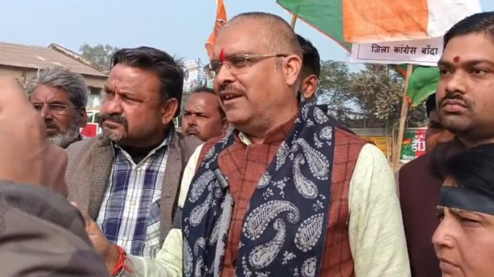 राइफल क्लब की नीलामी पर कांग्रेस का 'ऐलान- ए-जंग': शासन-प्रशासन के खिलाफ भरी हुंकार