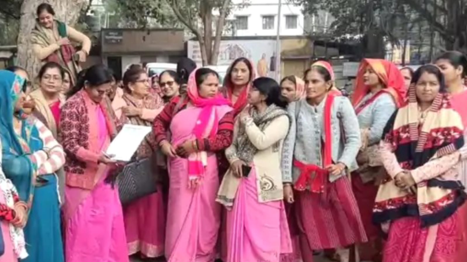 पालिकाध्यक्ष मालती बोली: स्वच्छ रहेगा बांदा, तभी स्वस्थ होगा, चलाया अभियान