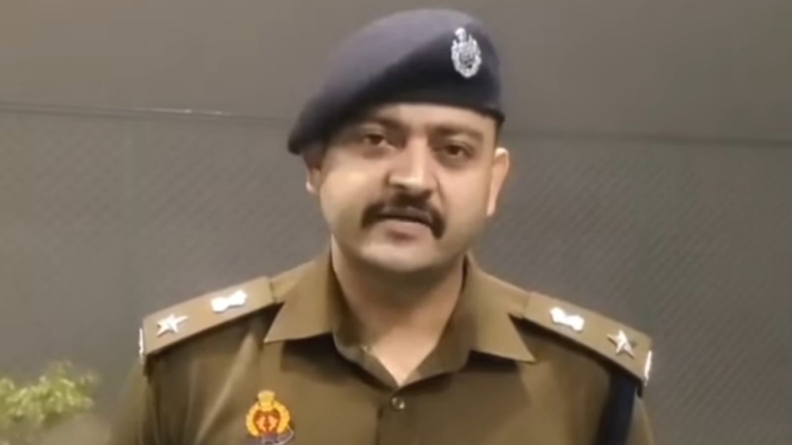 गैंगस्टर रवि काना की 'रिहाई' से मचा हड़कंप: जेल अधीक्षक व जेलर पर 'मुकदमा' दर्ज