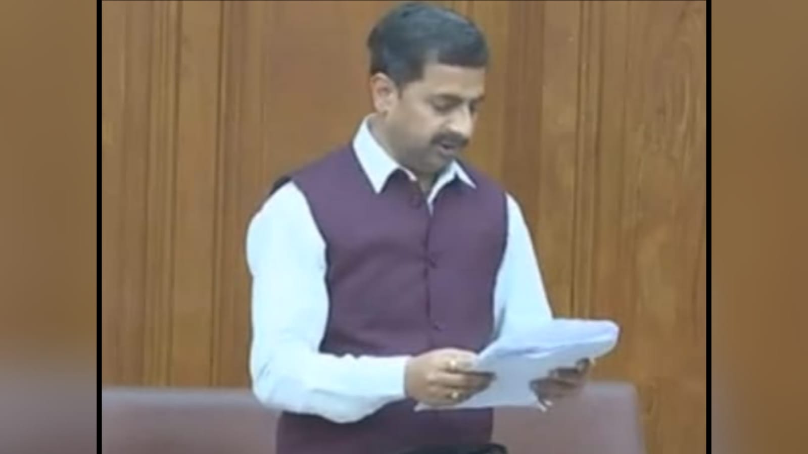 एमएलसी जितेंद्र सेंगर द्वारा गूंजा चित्रकूट मंडल का मुद्दा: 'विकास' का खींचा 'खाका' 