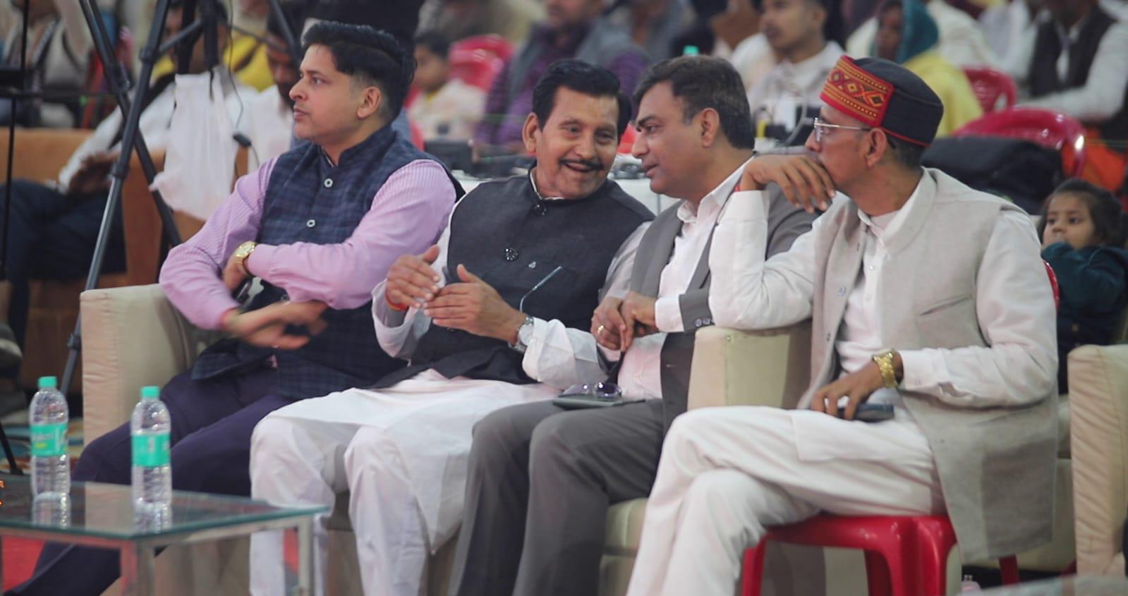 राष्ट्रीय रामायण मेला तृतीय दिवस:गूँजती रही श्रीराम महिमा: शंकराचार्य नें अध्यात्म की बहाई सरिता