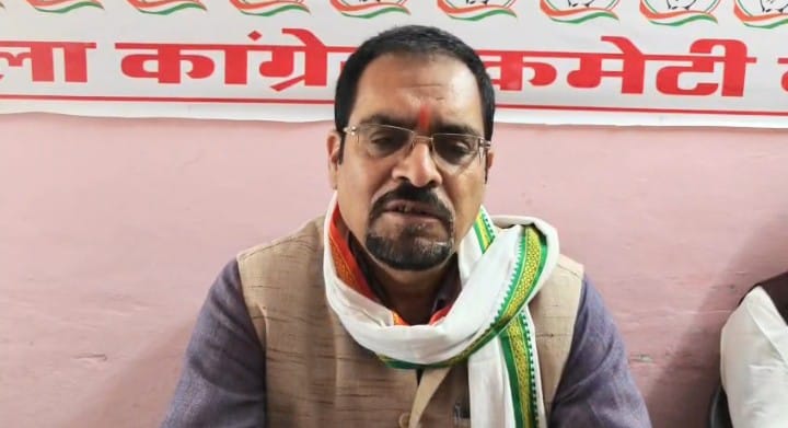 अमर शहीद चंद्रशेखर आजाद को कांग्रेसजनों ने किया नमन: वीरगाथा सुन 'भावुक' हुए कार्यकर्ता