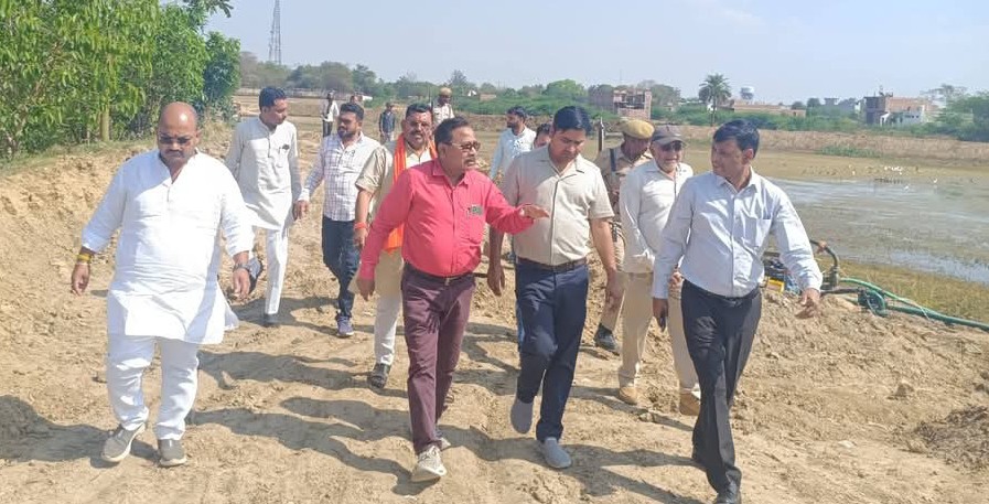 अंकित बासू की 'अटल सरोवर' पर 'पैनी' नजर: निर्माण में 'लापरवाही' पर लगाई फटकार !
