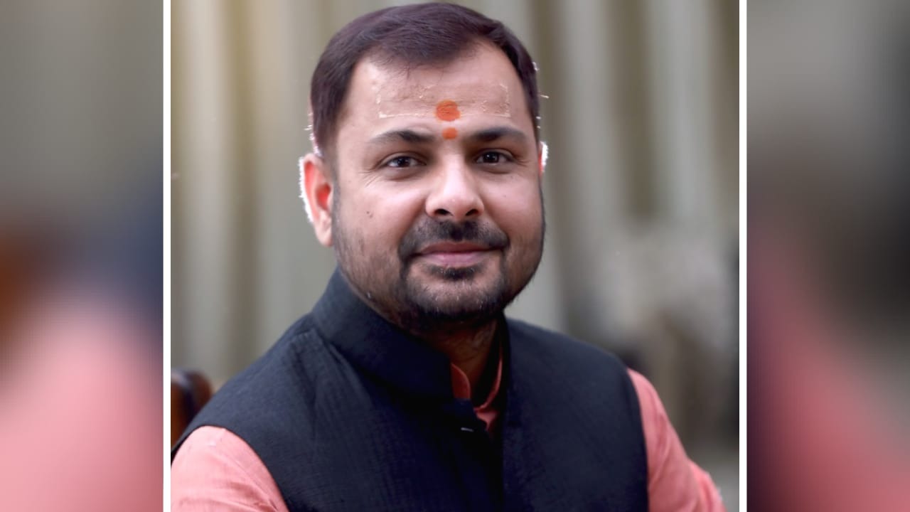 विधायक प्रकाश बने 'मसीहा': 18 जरूरतमंदों को मिला जीवनदान, चेहरों पर लौटी मुस्कान !
